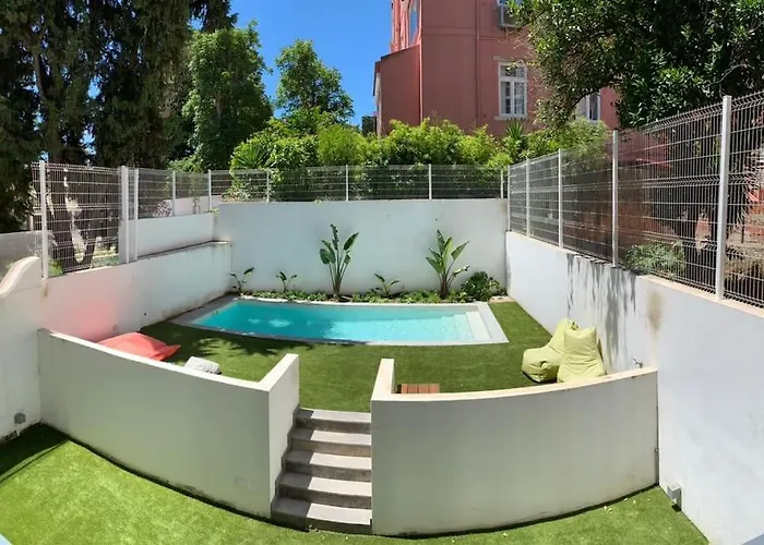 Lapa Garden With Swimming Pool Apartmán *