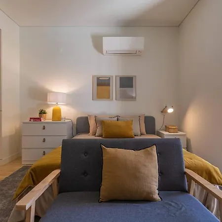 Apartment Lapa Garden With Swimming Pool Lisbon